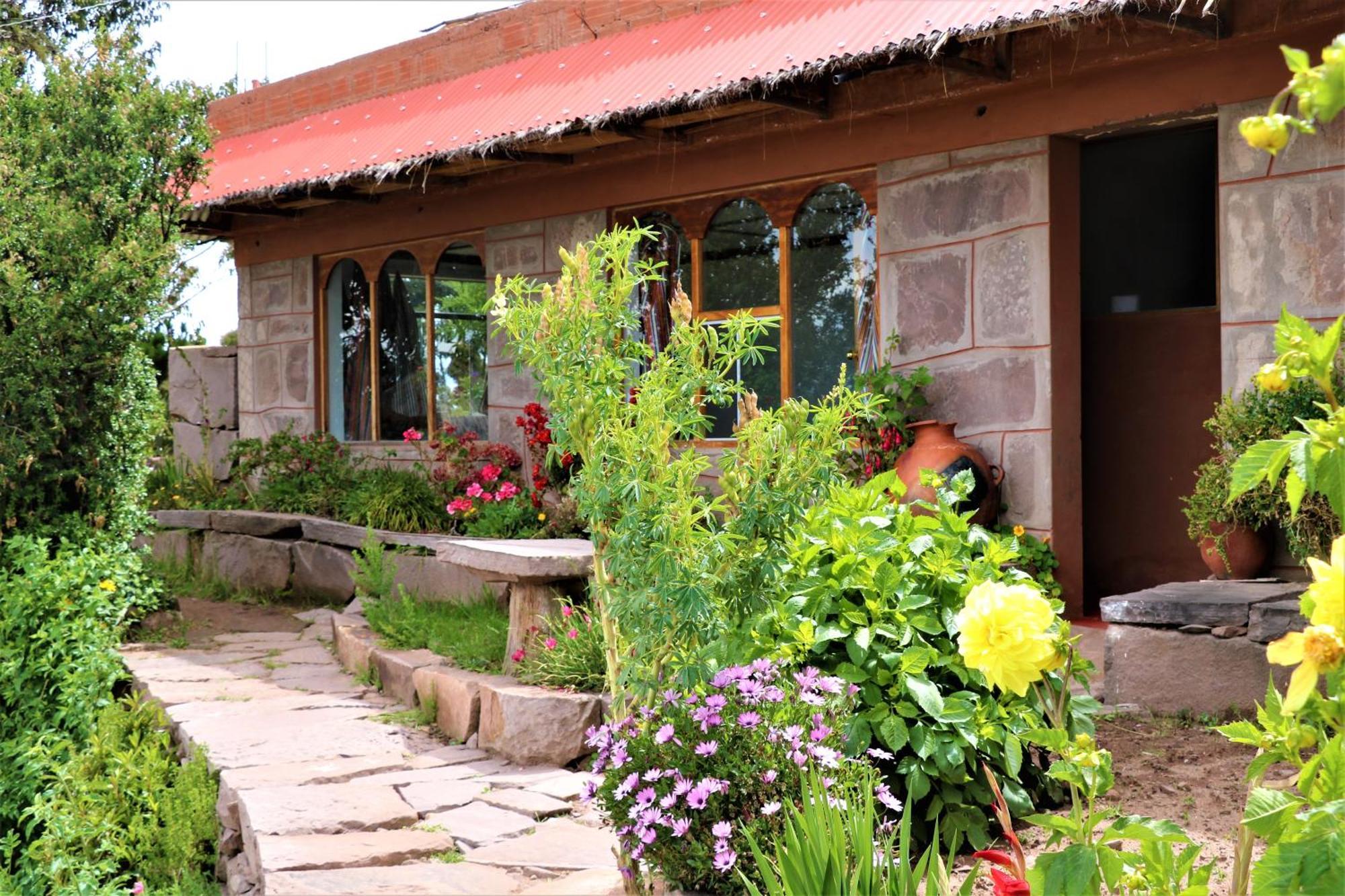 Inka Lake Taquile Lodge Huillanopampa Eksteriør billede